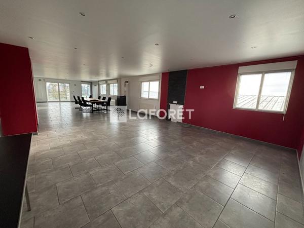 Location local commercial Villers-Bocage - 225 m² - 1 100 €/mois