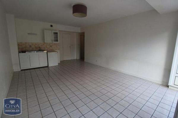 Appartement à louer 1 pièce 34.89m²