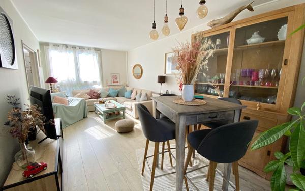 Maison à vendre    4 pièces • 76,83 m2 Boussy-Saint-Antoine