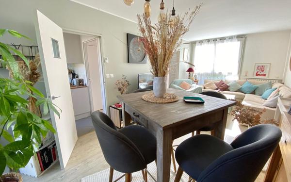 Maison à vendre    4 pièces • 76,83 m2 Boussy-Saint-Antoine