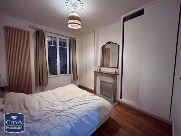Appartement à louer 3 pièces 77.17m² Tours (37000)