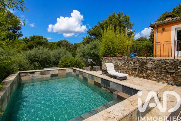 Maison à vendre 5 pièces 134 m² Nîmes