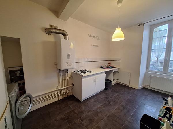 Appartement 1 pièce – 37 m² environ à Vannes (ref : 00010)