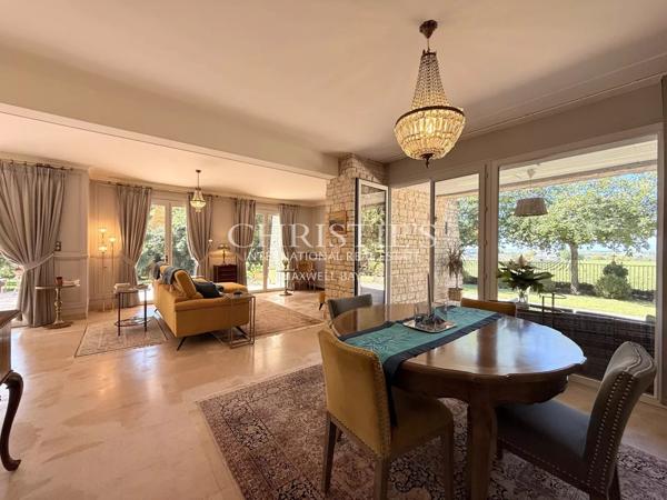 Élégante Maison de Maître du XIXe siècle au cœur de la Grande Champagne