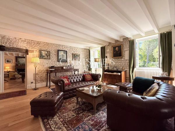 Élégante Maison de Maître du XIXe siècle au cœur de la Grande Champagne