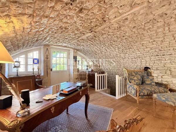 Élégante Maison de Maître du XIXe siècle au cœur de la Grande Champagne