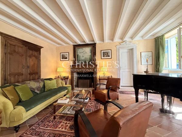 Élégante Maison de Maître du XIXe siècle au cœur de la Grande Champagne