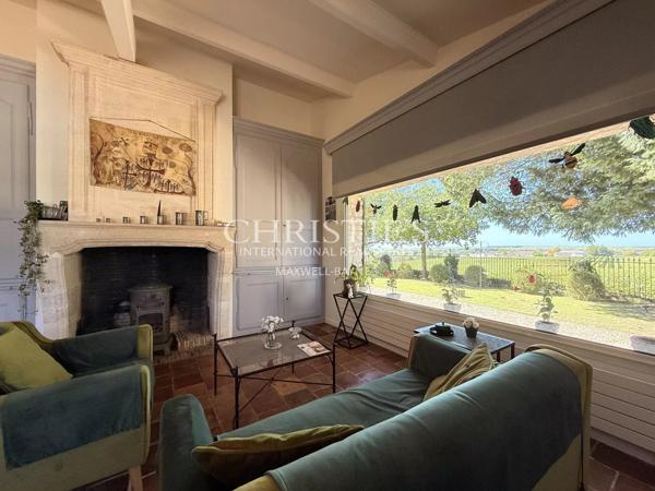 Élégante Maison de Maître du XIXe siècle au cœur de la Grande Champagne