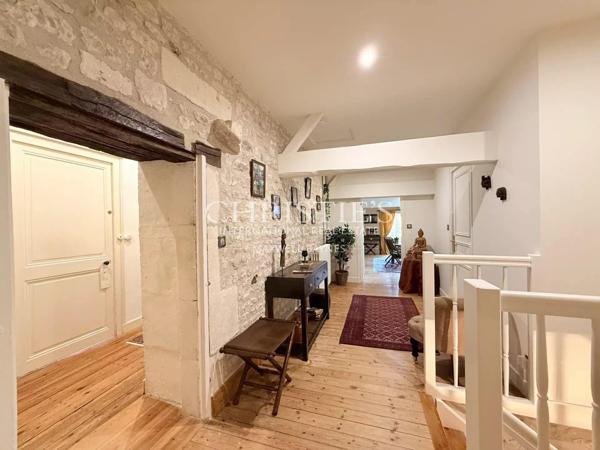 Élégante Maison de Maître du XIXe siècle au cœur de la Grande Champagne