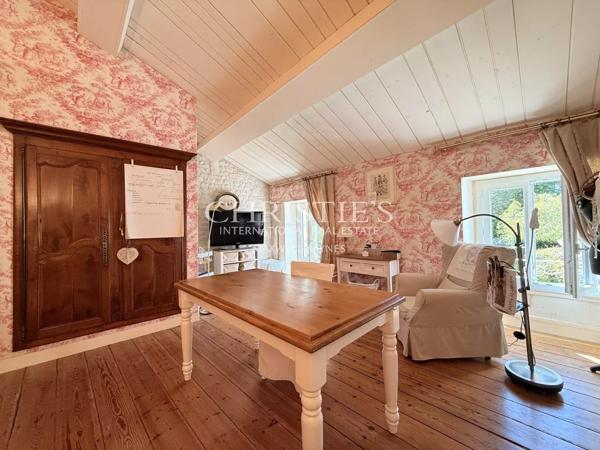 Élégante Maison de Maître du XIXe siècle au cœur de la Grande Champagne