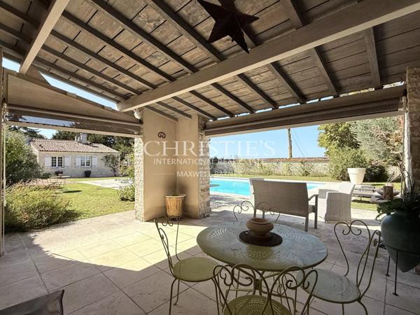 Élégante Maison de Maître du XIXe siècle au cœur de la Grande Champagne