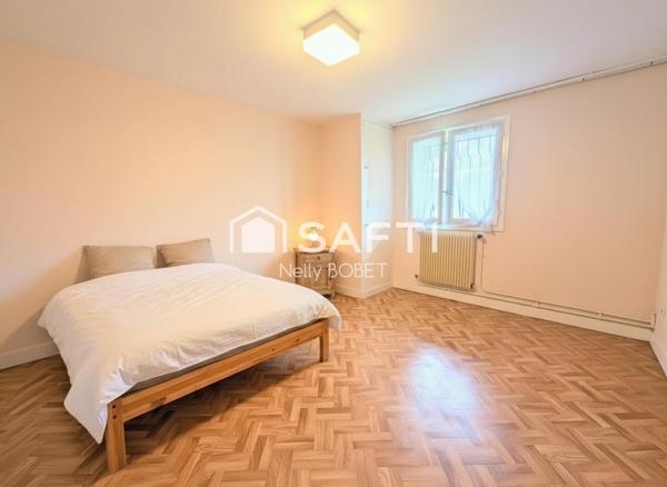 À Chantepie (Rennes Métropole) – Maison familiale 5 chambres, jardin clos, garage double.