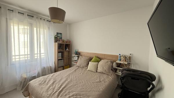 Appartement Saint-maximin-la-sainte-baume 2 chambres avec terrasse, garage en sous sol