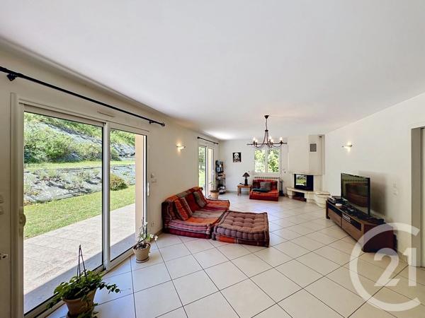 Maison à vendre  11 pièces - 243,45 m 2   AUCH  - 32