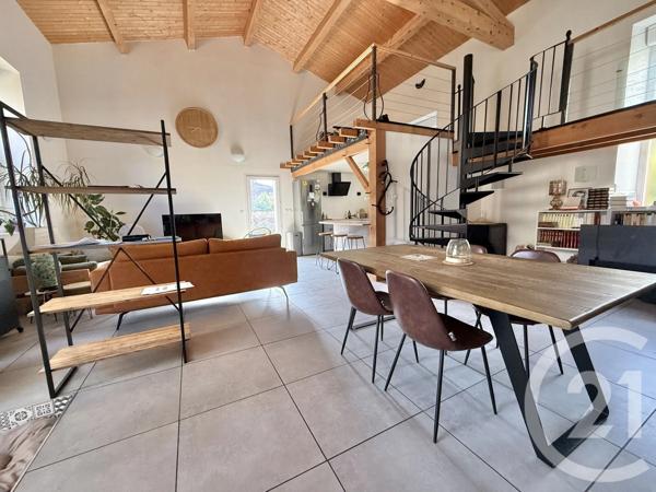 Maison à vendre  4 pièces - 130 m 2   VERNIOLLE  - 09