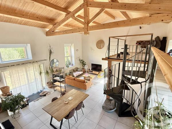 Maison à vendre  4 pièces - 130 m 2   VERNIOLLE  - 09