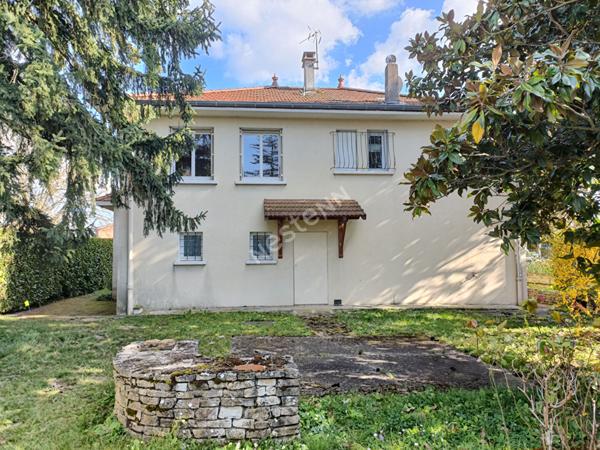 Heyrieux, proche centre: Maison au calme T4 sur sous-sol sur789 m² de terrain
