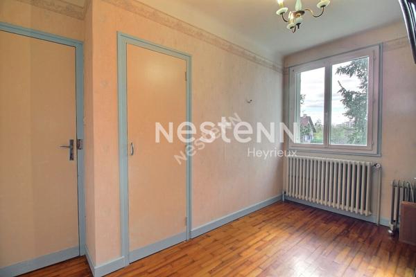 Heyrieux, proche centre: Maison au calme T4 sur sous-sol sur789 m² de terrain