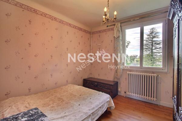 Heyrieux, proche centre: Maison au calme T4 sur sous-sol sur789 m² de terrain