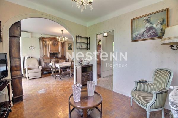 Heyrieux, proche centre: Maison au calme T4 sur sous-sol sur789 m² de terrain