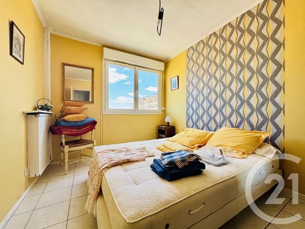 Appartement F5 à vendre  5 pièces - 90,43 m 2   ALES  - 30