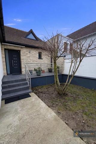 Vente                                                      Maison
                        
                     7 pièces                      200 m2                     à Sevran