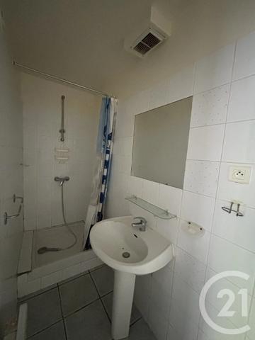 Immeuble à vendre  220 m 2   LA GRAND COMBE  - 30