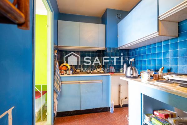 Etagé élevé, travaux à prévoir, lumineux