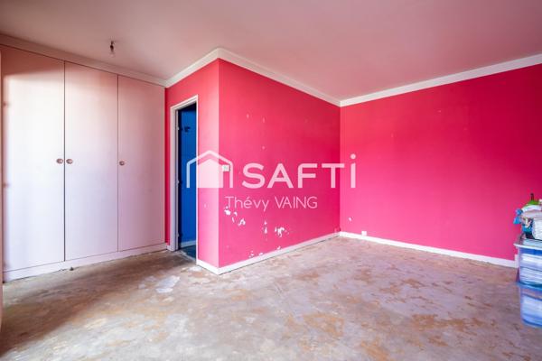 Etagé élevé, travaux à prévoir, lumineux