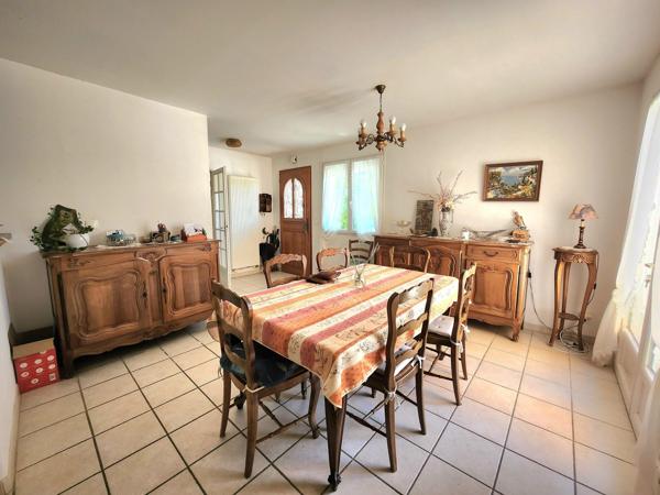Maison avec piscine et 2 studios