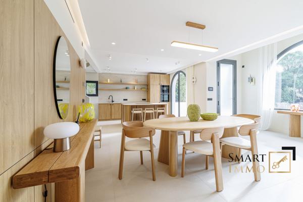 Magnifique Villa Rénové avec piscine intérieure – 220 m² – Prestations haut de gamme