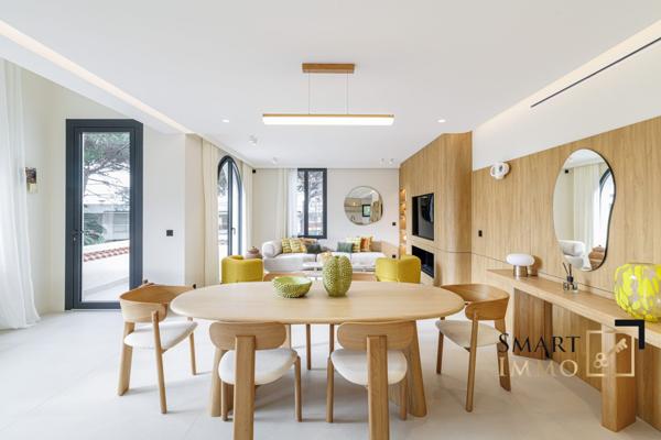 Magnifique Villa Rénové avec piscine intérieure – 220 m² – Prestations haut de gamme