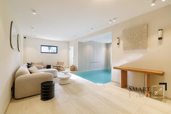 Magnifique Villa Rénové avec piscine intérieure – 220 m² – Prestations haut de gamme