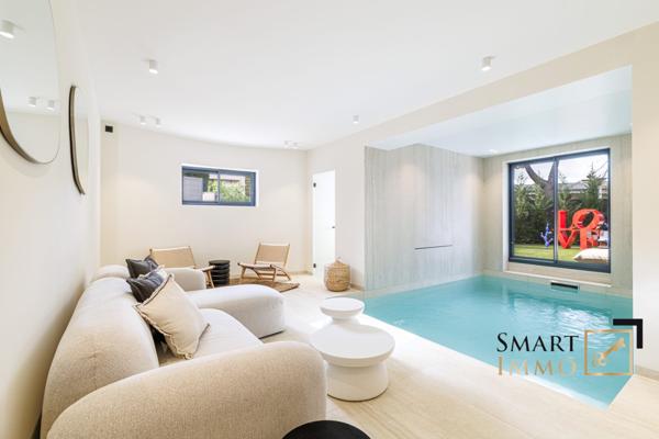 Magnifique Villa Rénové avec piscine intérieure – 220 m² – Prestations haut de gamme