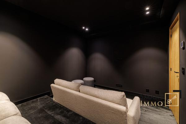 Magnifique Villa Rénové avec piscine intérieure – 220 m² – Prestations haut de gamme