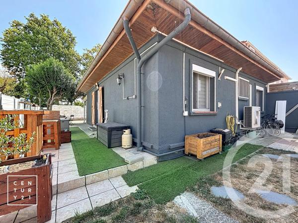 Maison à vendre  4 pièces - 80,37 m 2   BAHO  - 66