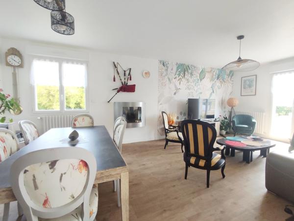 Cléder – Maison rénovée de 94 m² à 200 m de la plage, terrain de 1967 m²