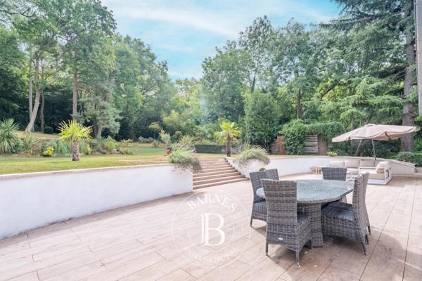 Bougival, Maison 5 Chambres -  364 m² à vendre