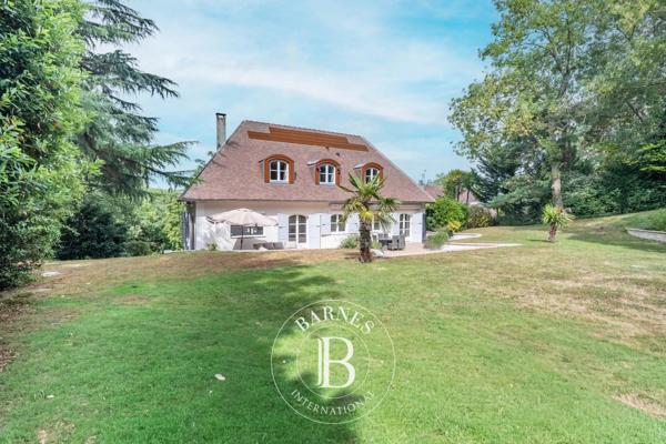 Bougival, Maison 5 Chambres -  364 m² à vendre