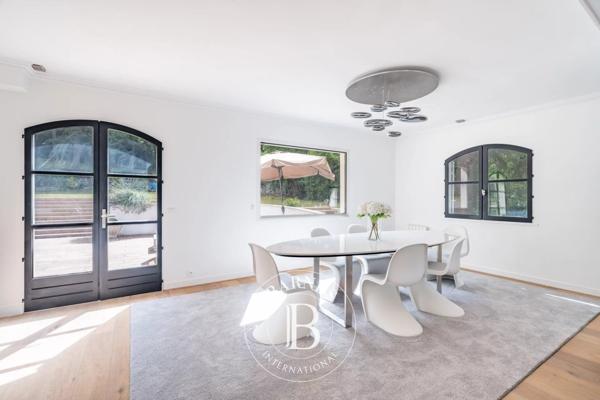 Bougival, Maison 5 Chambres -  364 m² à vendre