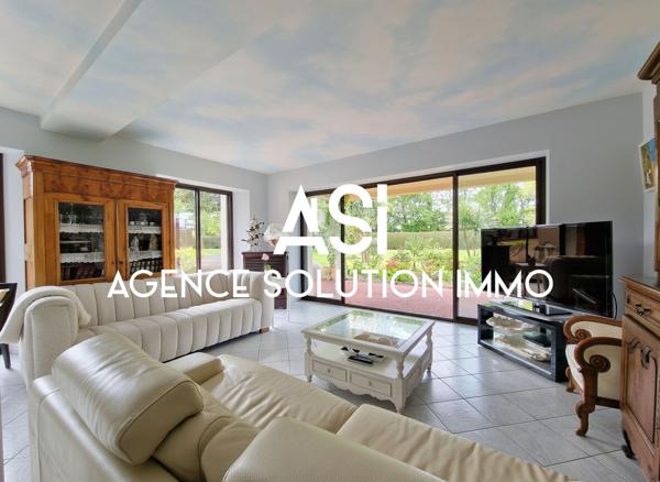 Maison 5 pièces - 143 m² habitable - Local Pro de 118 m² sur 55 639 m². de terrain.