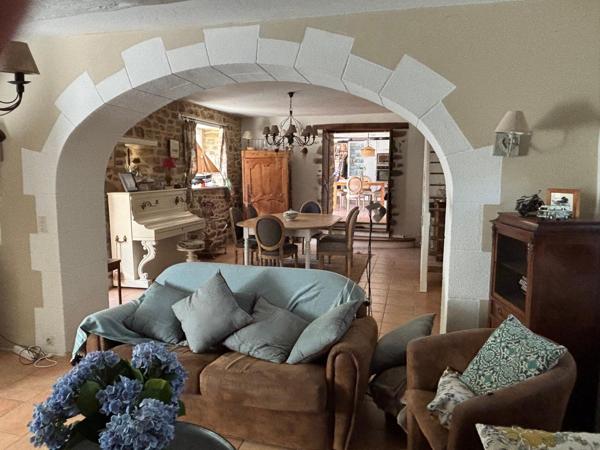 Maison à RIANTEC, 56670 - 8 pièces 200m²