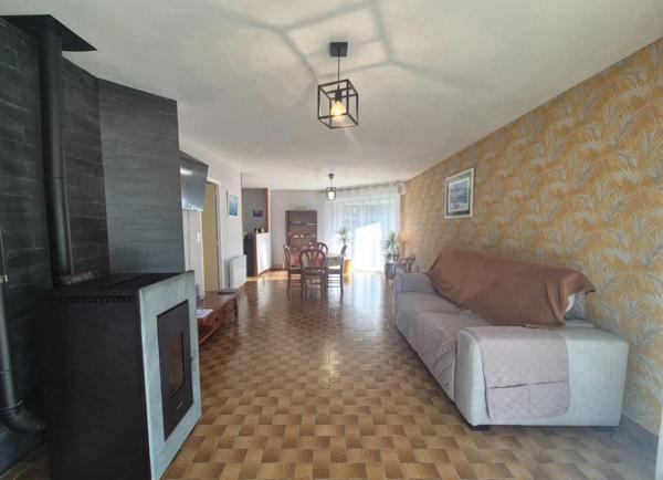 Maison de 85 plain-pied 3 pièces, jardin cloturé de 1000 m² Chéniers (23)