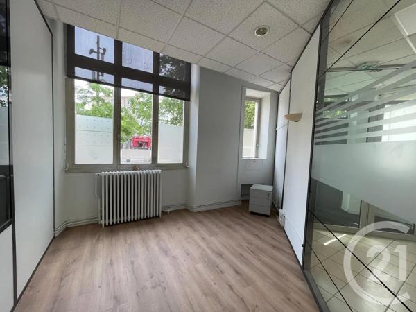 Appartement Local à vendre  7 pièces - 270 m 2   ANNONAY  - 07