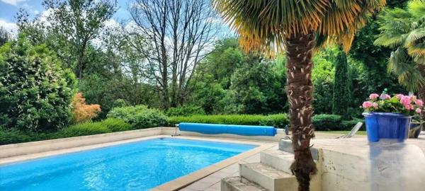 Vente Maison 8 pièces 261 m2 à Champagne-sur-Oise