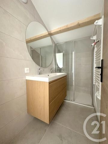 Appartement T4 à vendre  4 pièces - 103,55 m 2   MEXIMIEUX  - 01