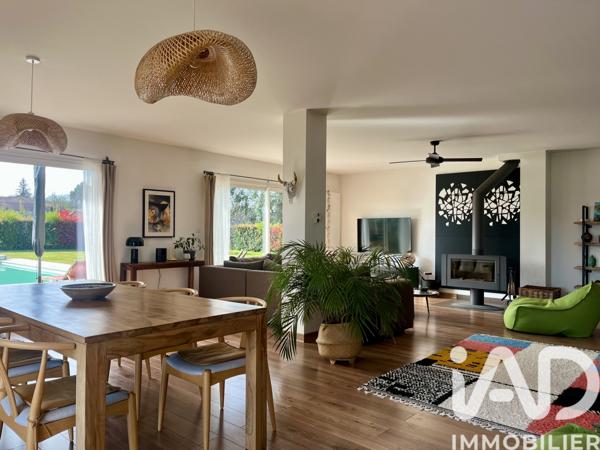 Maison à vendre 8 pièces 244 m² Montignac