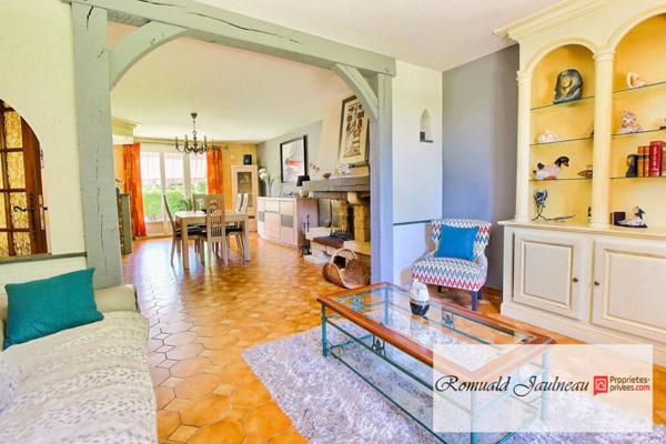 BONNEVAL  MAISON 139 M² et HANGAR 250 M²