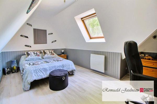 BONNEVAL  MAISON 139 M² et HANGAR 250 M²