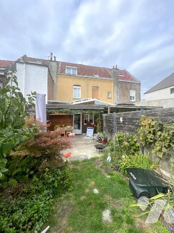 Maison de 101 m2 4 chambres jardin